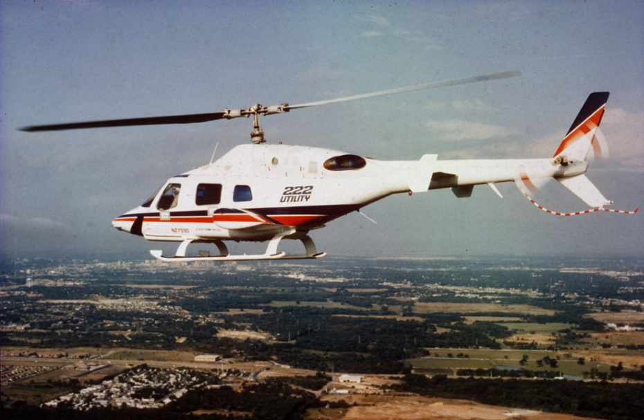 ترتقي مروحية Bell 222 بمشاهد الأكشن في فيلم X-Men بتصميمها الانسيابي وأدائها المبهر