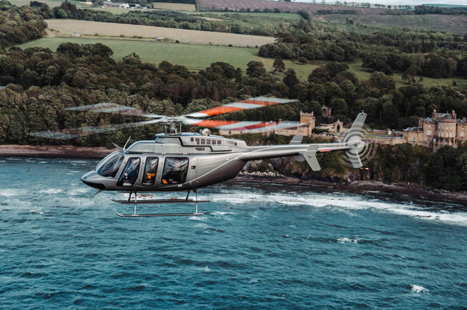 تبرز Bell 407 بدورها الحيوي في مشاهد الإنقاذ الواقعية في Deepwater Horizon