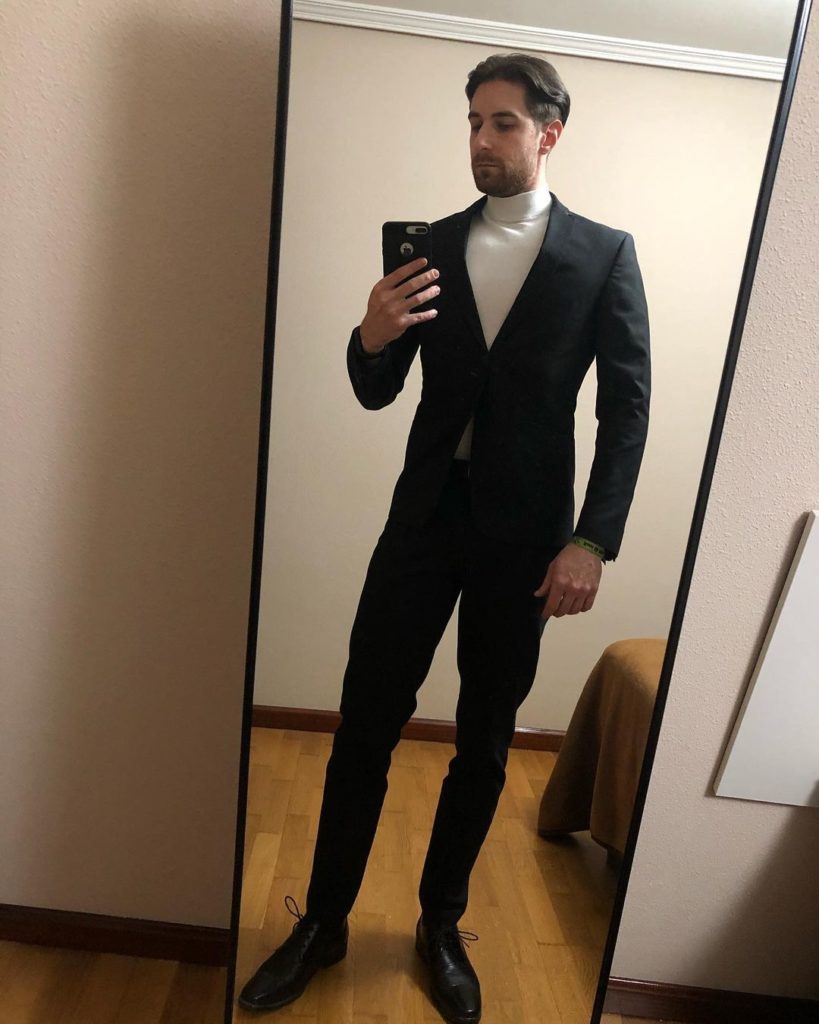 أجمل الألوان لموضة البليزر للرجال