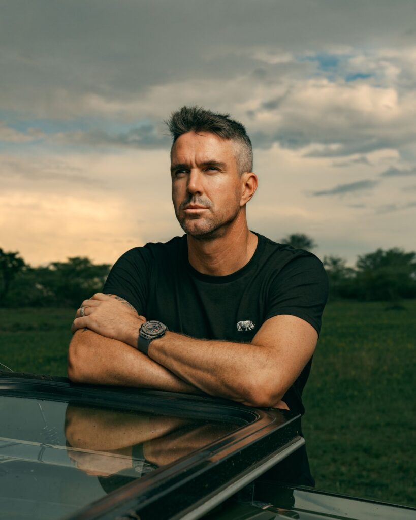 كيفين‭ ‬بيترسن  <br> أسطورة‭ ‬الكريكيت‭ ‬الذي‭ ‬وظّف‭ ‬شهرته‭ ‬لإنقاذ‭ ‬الحيوانات‭ ‬البريةكيفين‭ ‬بيترسن