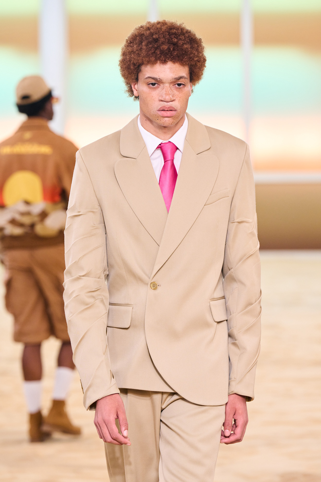 أبرز اتجاهات أسبوع باريس للموضة الرجالية لربيع وصيف 2026