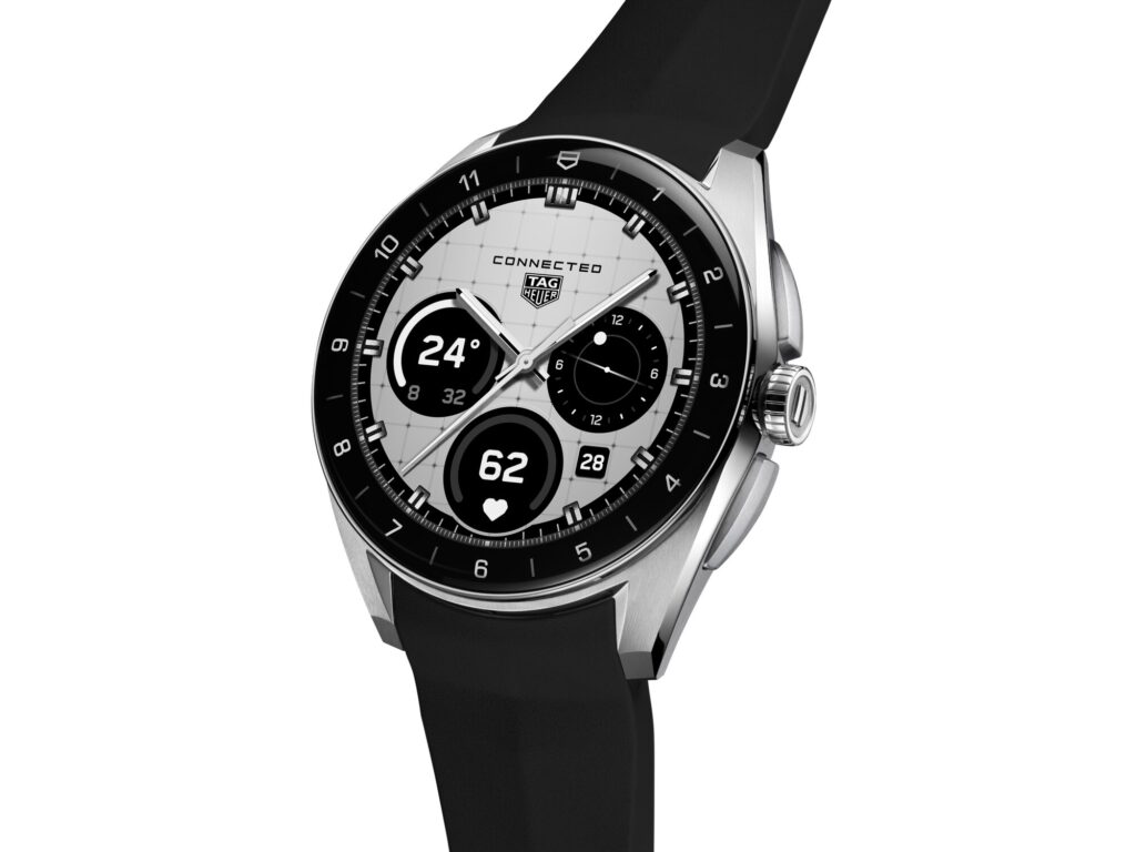 TAG Heuer Connected Calibre E5  ساعة ذكية فاخرة تجمع بين التكنولوجيا السويسرية والفخامة العصرية