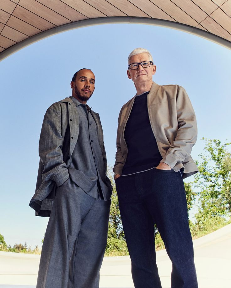تيم كوك الرئيس التنفيذي لشركة Apple يؤكد عقد اجتماعات مع لويس هاميلتون لمناقشة الجزء الثاني من الفيلم
مصدر الصورة: Pinterest