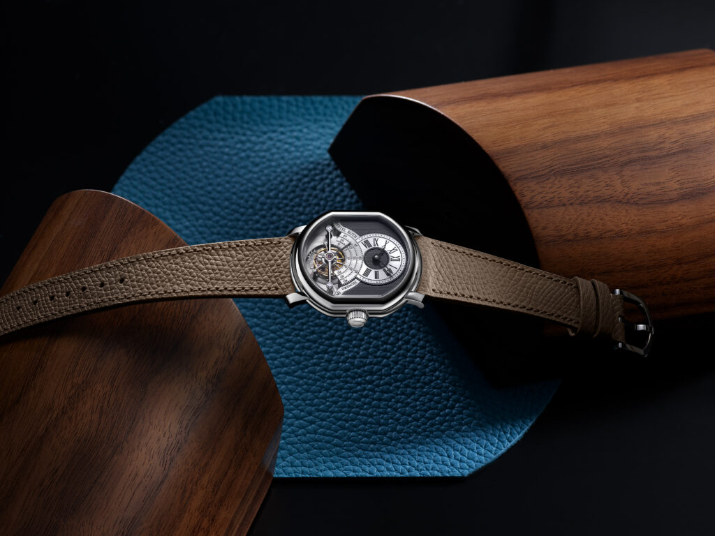 دانيال روث تطلق Tourbillon Platinum ابتكار بلاتيني يعيد إحياء أيقونة 1988 برؤية مستقبلية