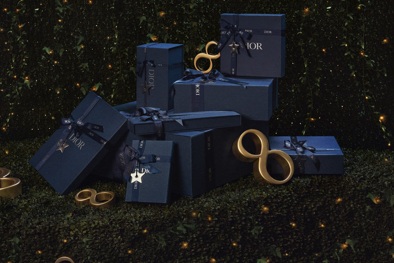 سحر الأعياد الحقيقي: هدايا تحمل الذكريات، الفرحة، وروح العطاء بطابع ديور الخالد