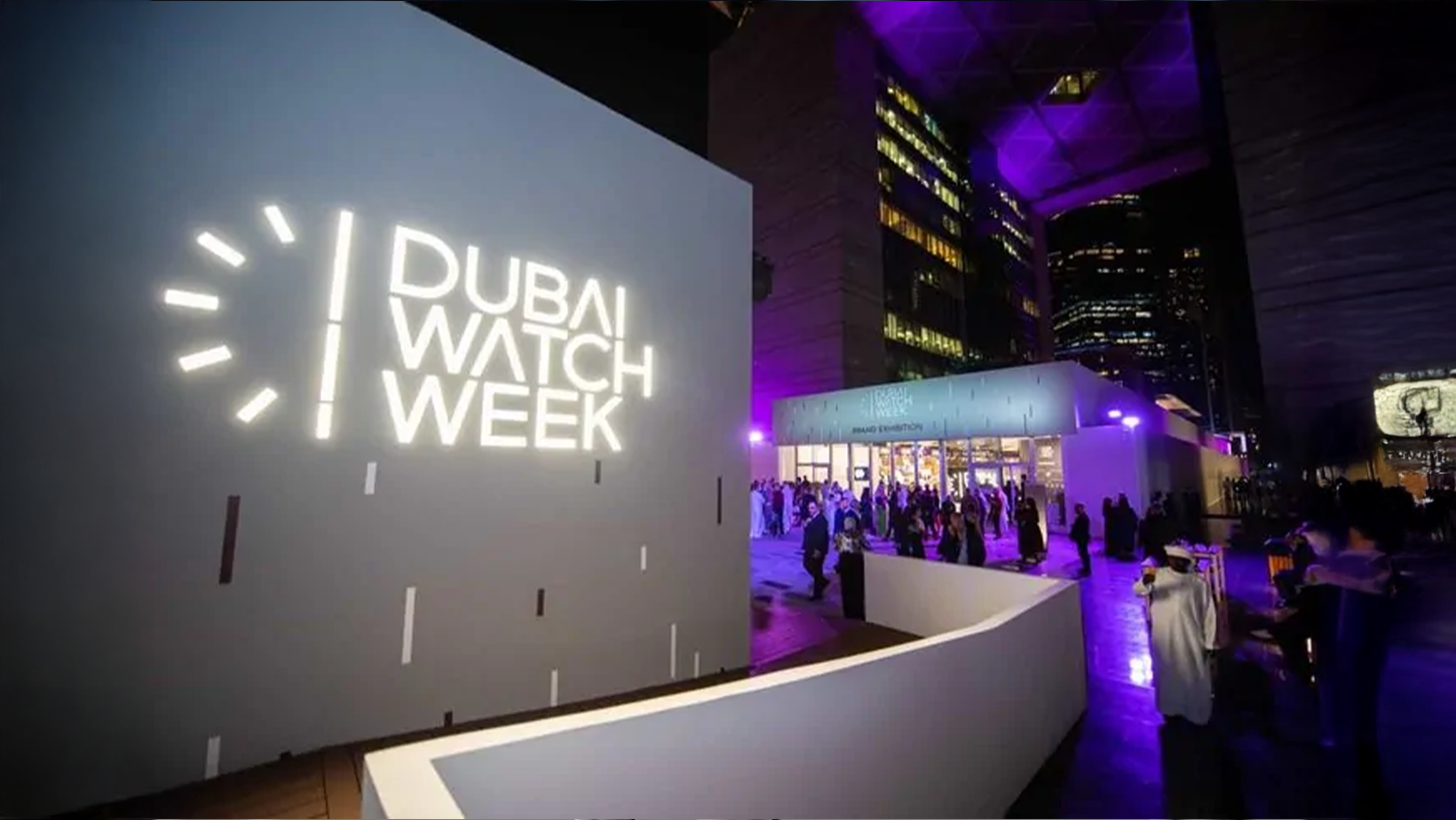 أسبوع دبي للساعات عقد من التميّز والابتكار في عالم صناعة الساعات