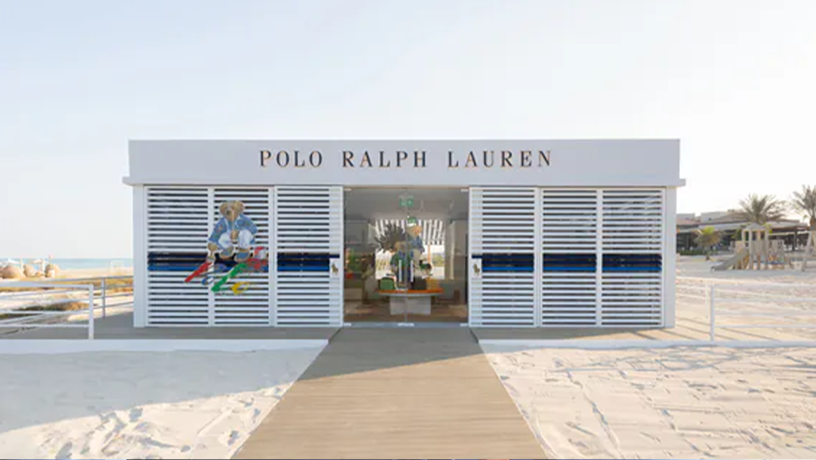 رالف لورين تفتتح أولى وجهاتها الشاطئية الفاخرة في أبوظبي على جزيرة السعديات