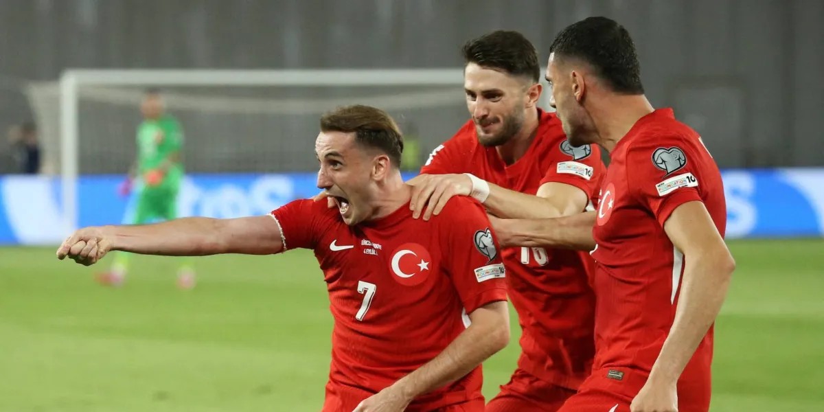 تركيا تهزم رومانيا وتتأهل إلى نهائي ملحق مونديال 2026