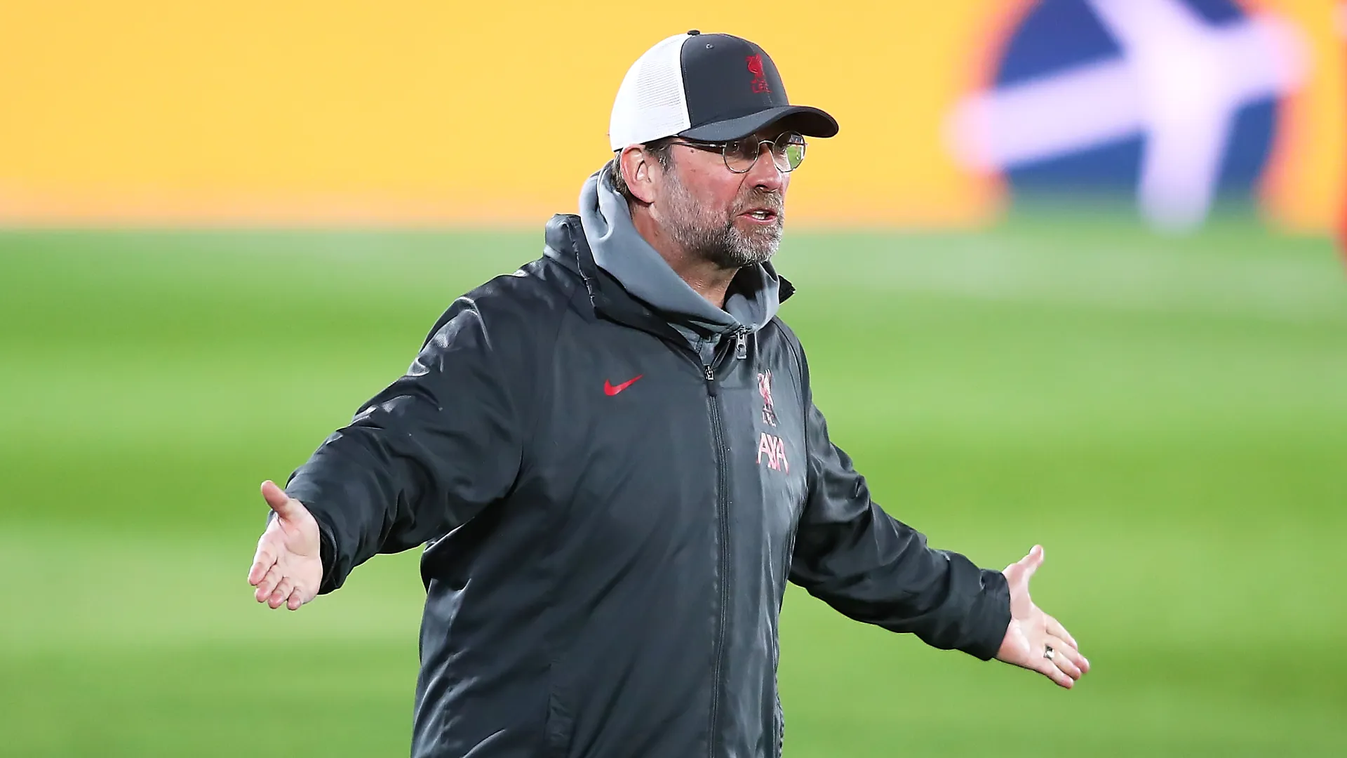 كلوب: لم أتلقَ أي اتصال من ريال مدريد ومستقبلي التدريبي لم يُحسم بعد