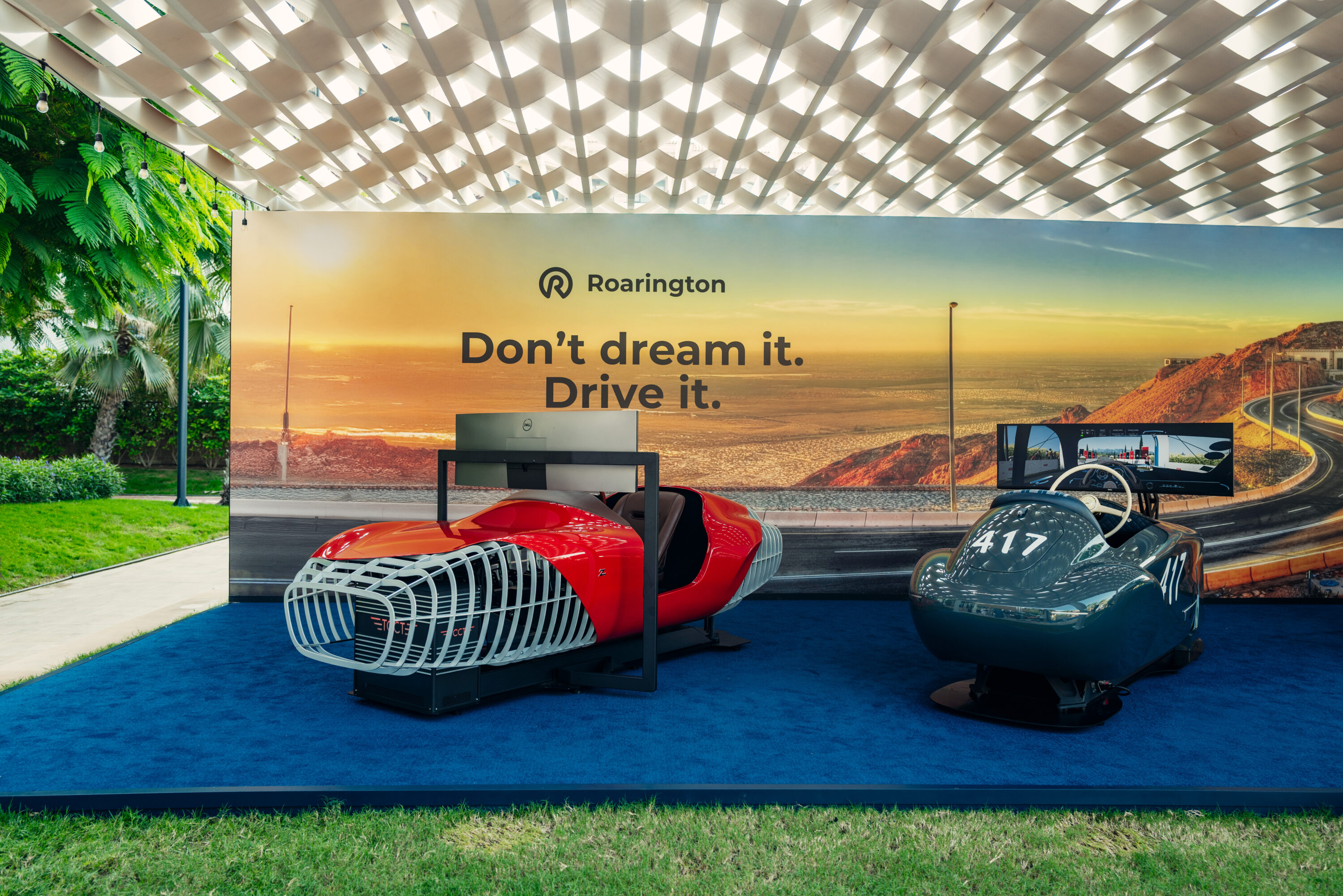 مرسيدس-بنز 300 SLR أيقونة 1955 تُعلن عن حقبة جديدة للرفاهية الكلاسيكية