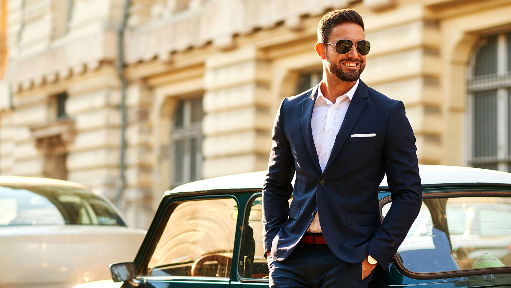 أفضل بدل رسمية رجالي: أناقة كلاسيكية تناسب كل المناسبات
