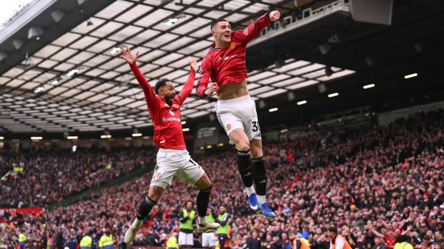 مانشستر يونايتد يقتنص المركز الثالث بفوز ثمين على برنتفورد