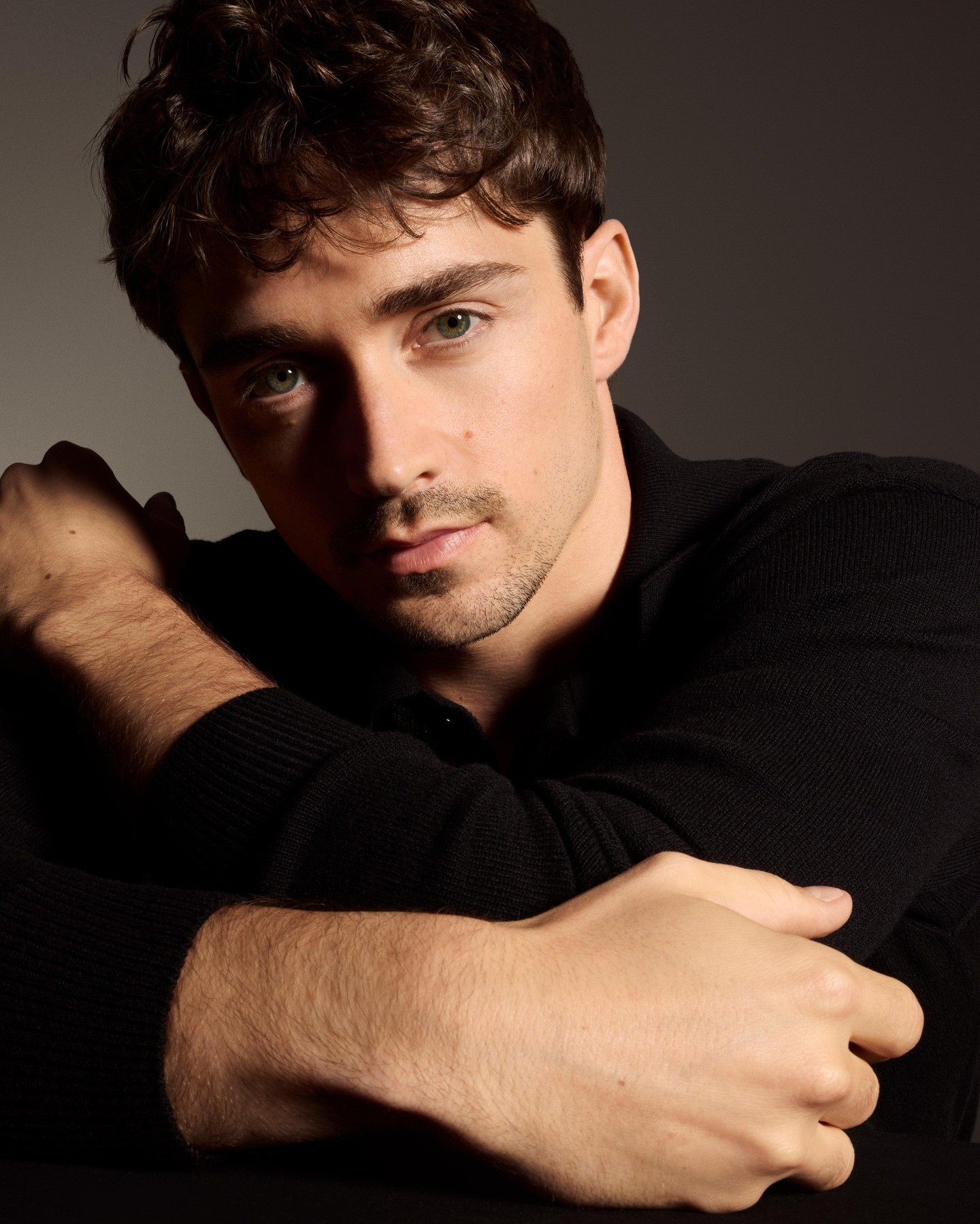 شارل لوكلير من حلبات الفورمولا1 إلى سفير عالمي لـلوريال باريس