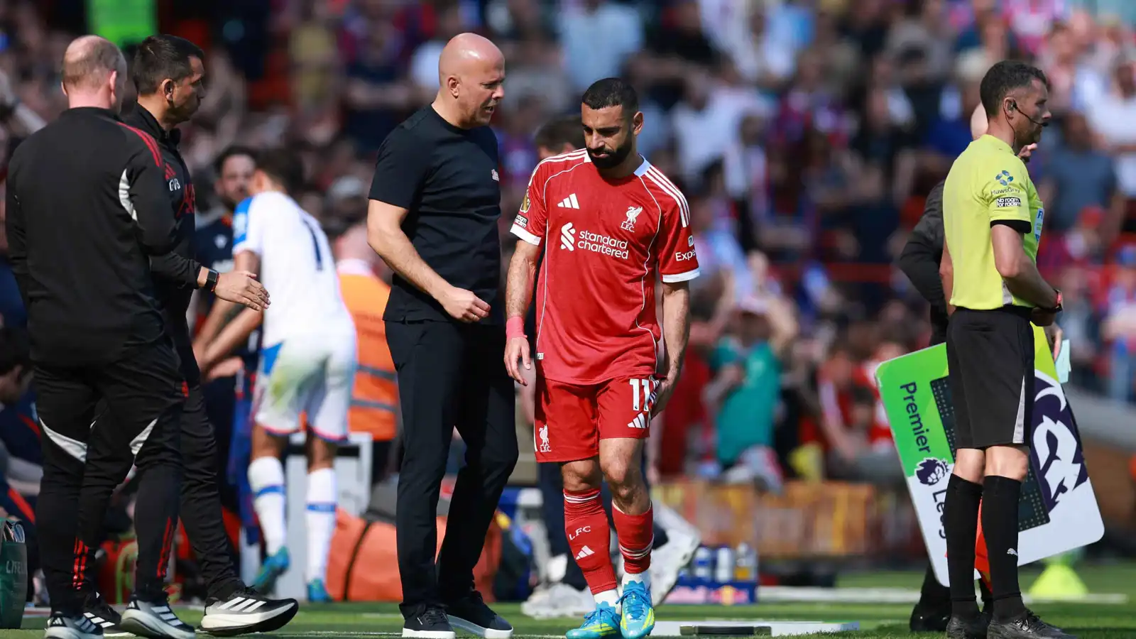 إصابة محمد صلاح تقلق ليفربول وفان دايك يعد بوداع أسطوري يليق بالفرعون