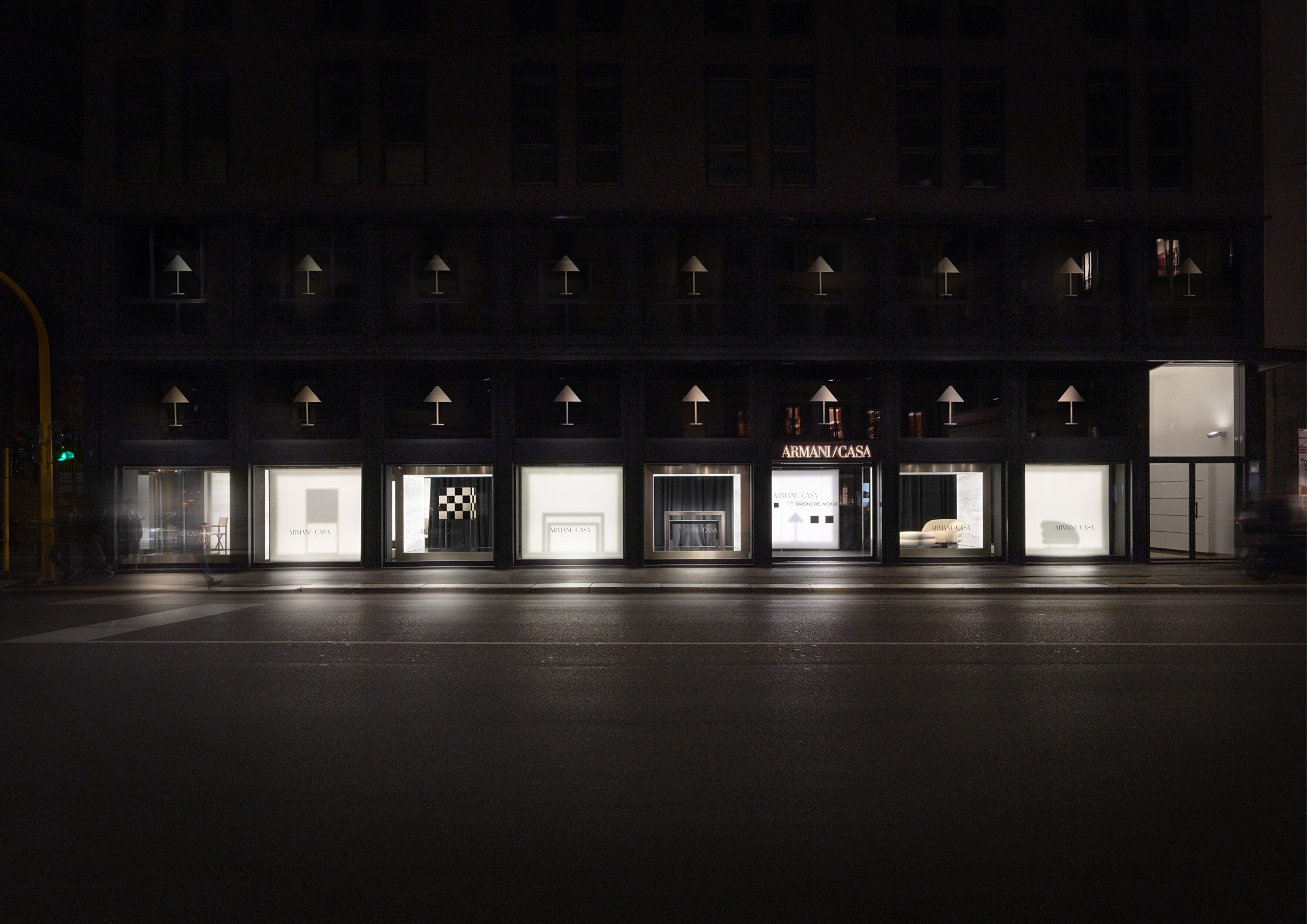 جورجيو أرماني  تكشف عن مجموعة Armani/Casa 2026 في متجرها الرائد بميلانو