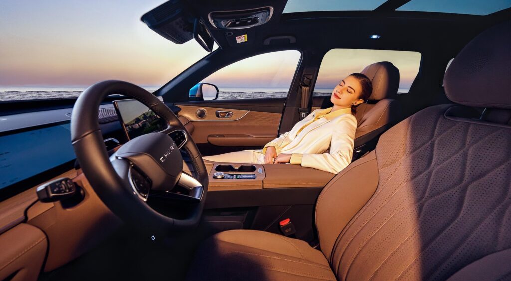 تجربة قيادة ذكية ومريحة