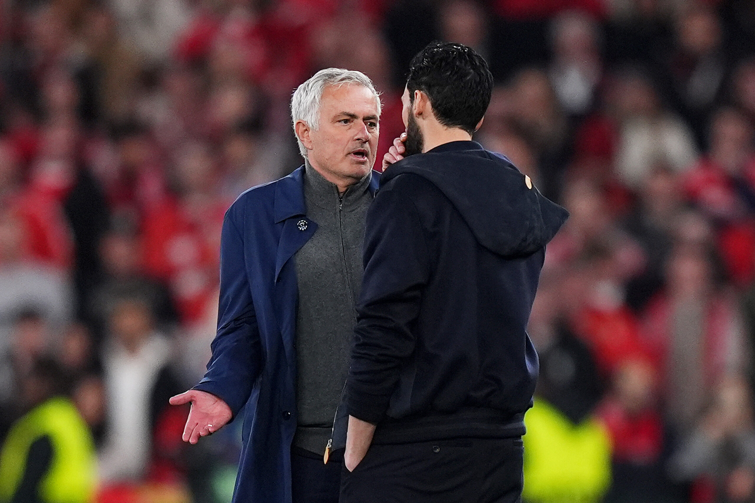 رياح التغيير تعصف بريال مدريد: مورينيو يصل ومحاولة ضخمة لخطف ألفاريز