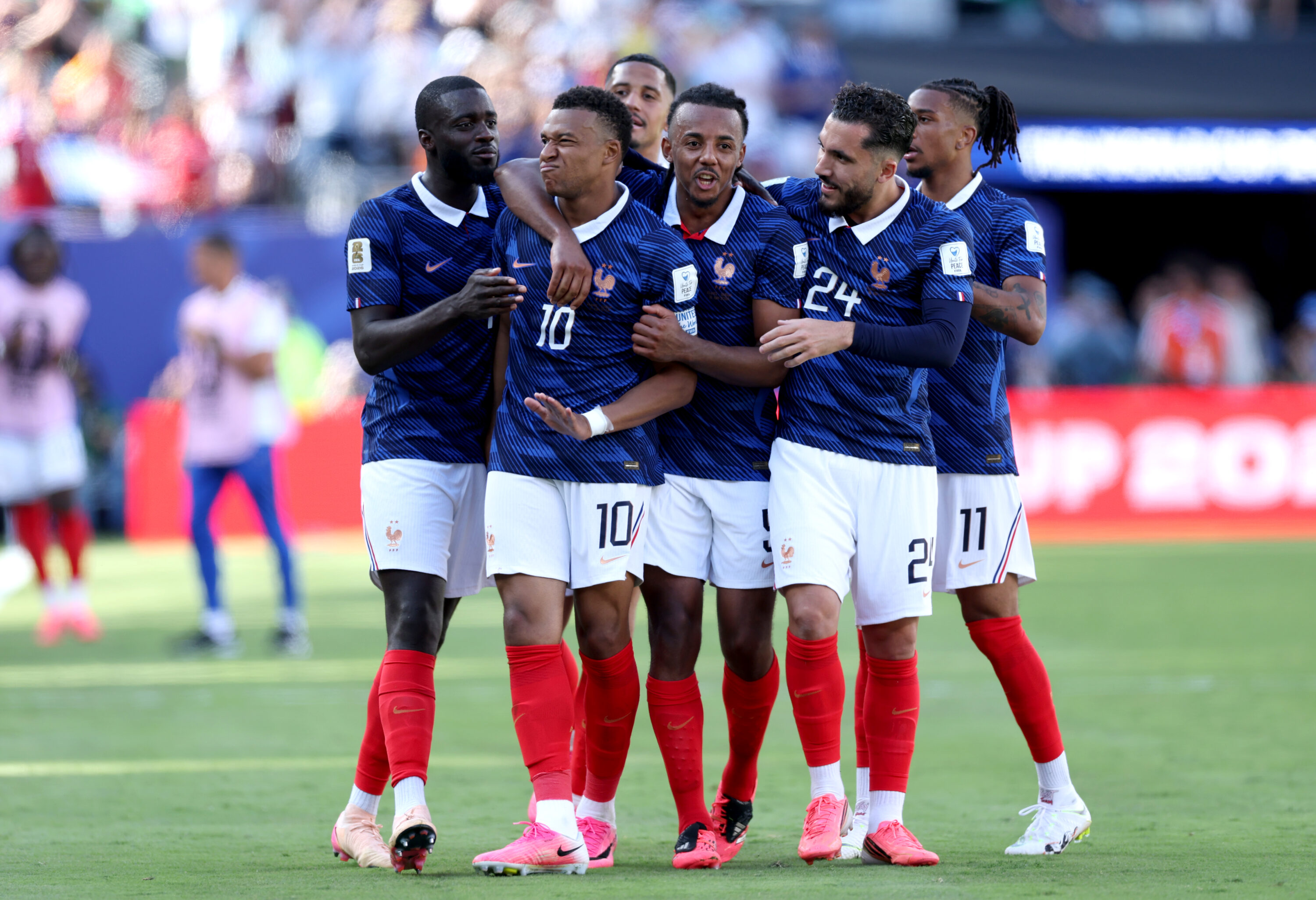 مبابي يكتب التاريخ ويقود فرنسا لتجاوز عقبة السنغال في مونديال 2026