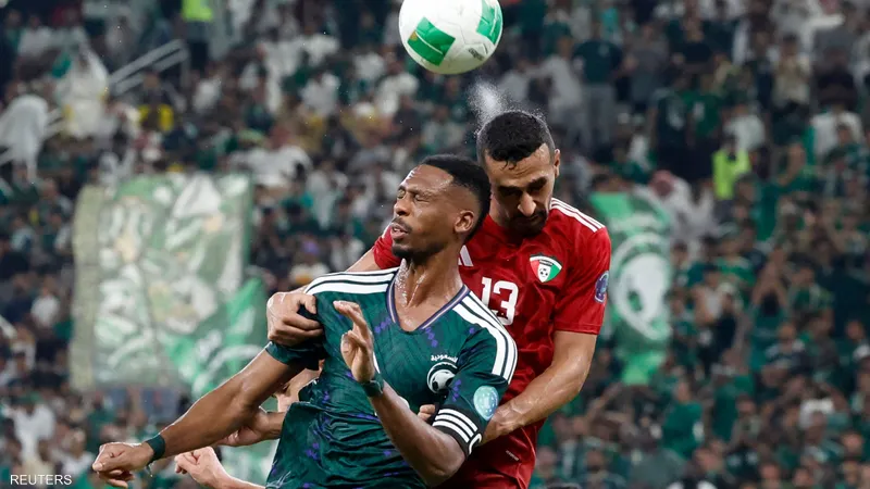 السعودية تتصدر مجموعة خليجي 27 بهدف عكسي في مرمى الكويت وعُمان تعود أمام العراق