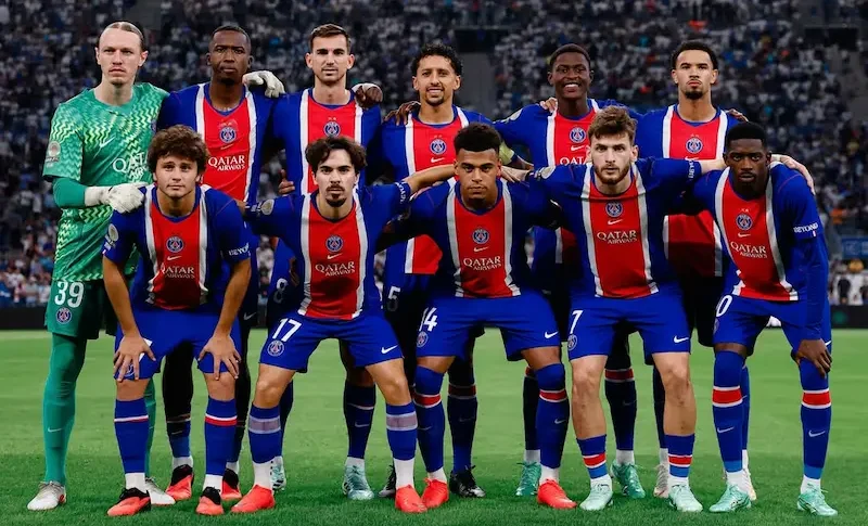 باريس سان جيرمان ينتفض في الكلاسيكو… ماذا تغيّر في الدوري الفرنسي بعد المرحلة الخامسة؟