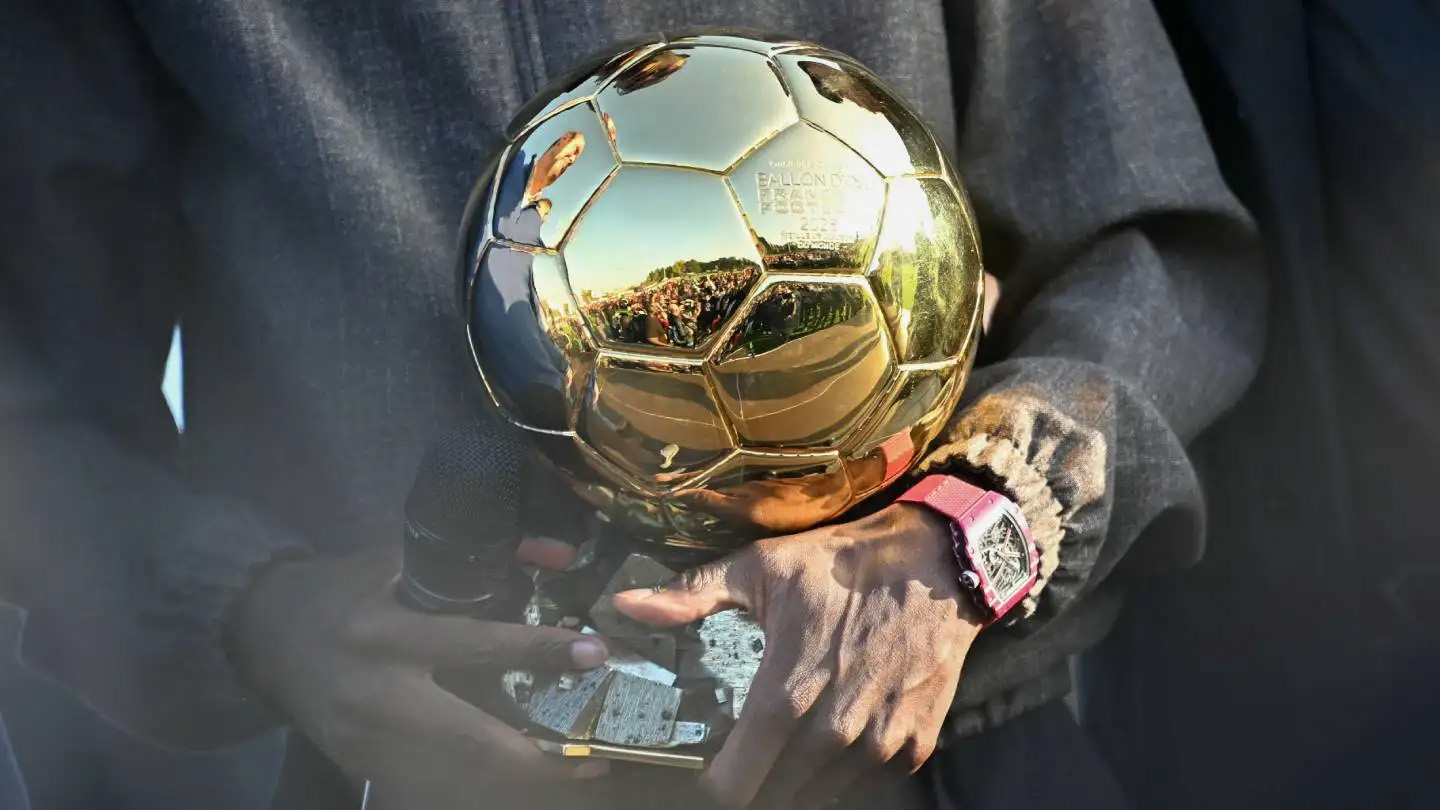 الكرة الذهبية 2026: صراع مفتوح بين أبطال العالم ونجوم أوروبا وحكيمي يحمل الحضور العربي