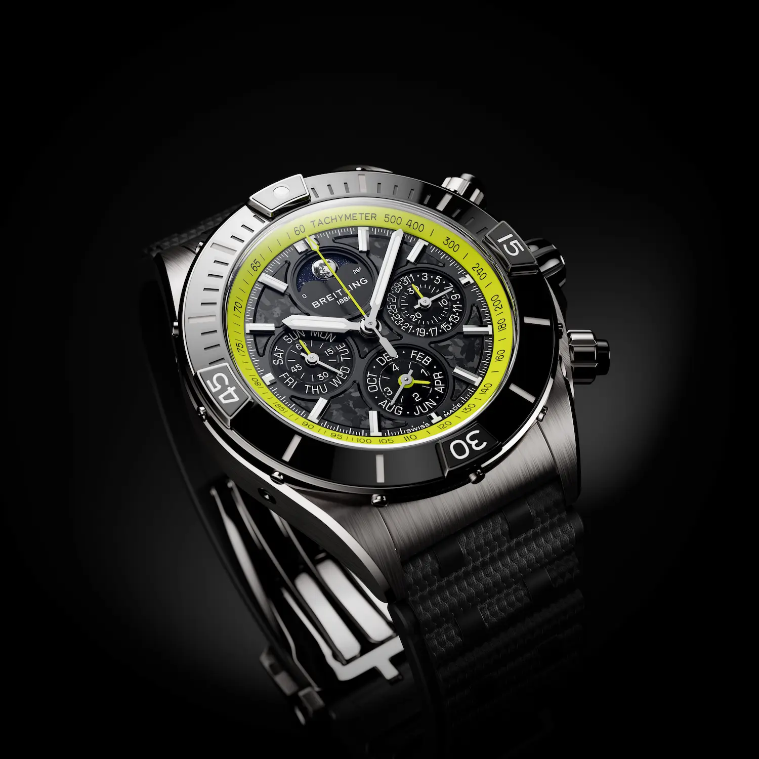 بريتلينغ تقدم ساعة Super Chronomat بتصاميم قابلة للتخصيص حصرياً لأصحاب سيارات أستون مارتن Valhalla، مستوحاة من هندستها الرياضية وموادها عالية الأداء