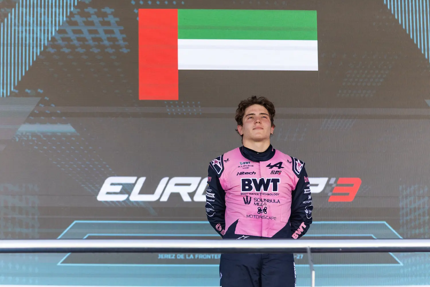كيانو الأزهري يستعد للمنافسة مع فريق Hitech GP في بطولة الفورمولا 3 لعام 2027، حاملاً طموحات جيل جديد من المواهب الإماراتية
