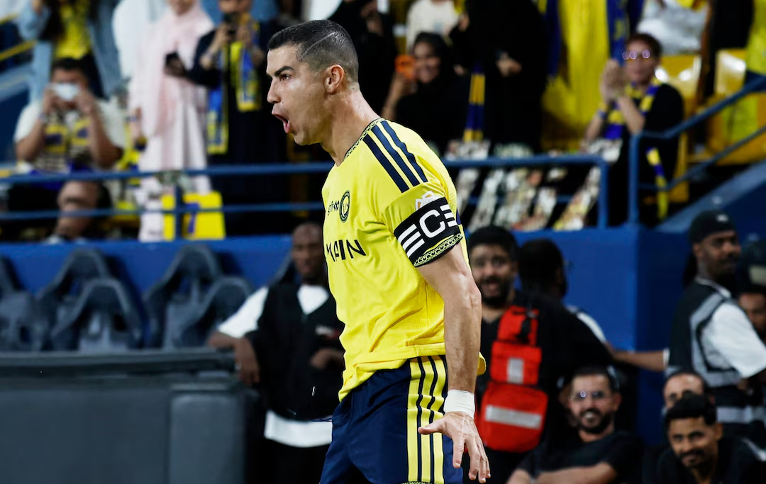 رونالدو يقترب من الهدف الألف والنصر يشعل صراع صدارة الدوري السعودي بهاتريك تاريخي