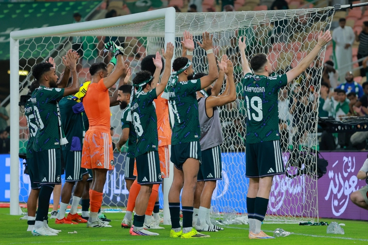 نهائي خليجي 27 بين السعودية والإمارات… موعد المباراة وطريق المنتخبين إلى اللقب