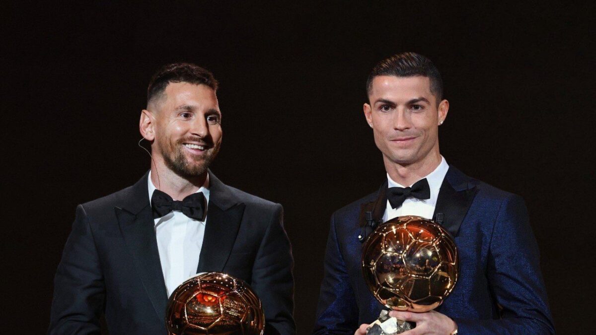 رونالدو يتفوّق على ميسي ويحصد لقب أفضل نسخة من الكرة الذهبية في التاريخ